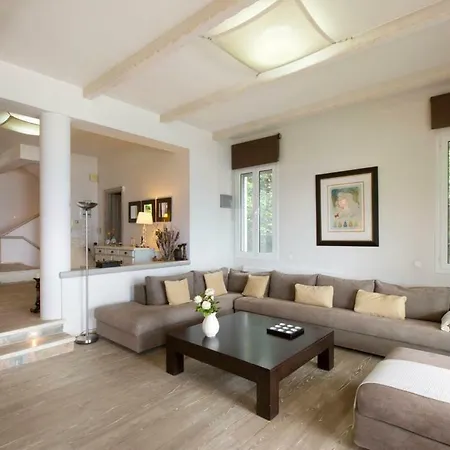 Idyllic Scorpiobay | Pool, Private Beach Villa Skroponeria