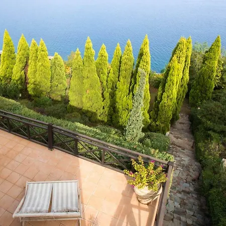 Idyllic Scorpiobay | Pool, Private Beach Villa *