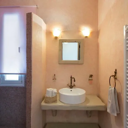 Idyllic Scorpiobay | Pool, Private Beach *