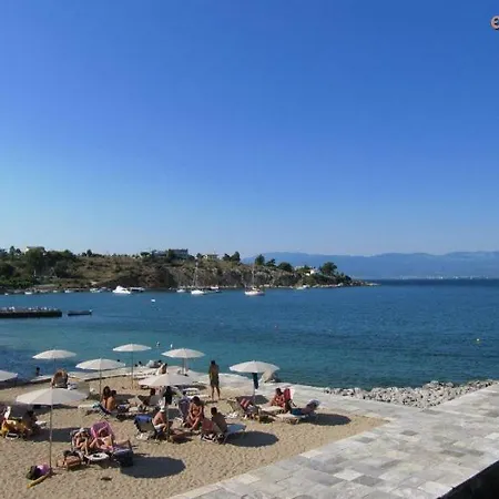 Idyllic Scorpiobay | Pool, Private Beach * Skroponeria